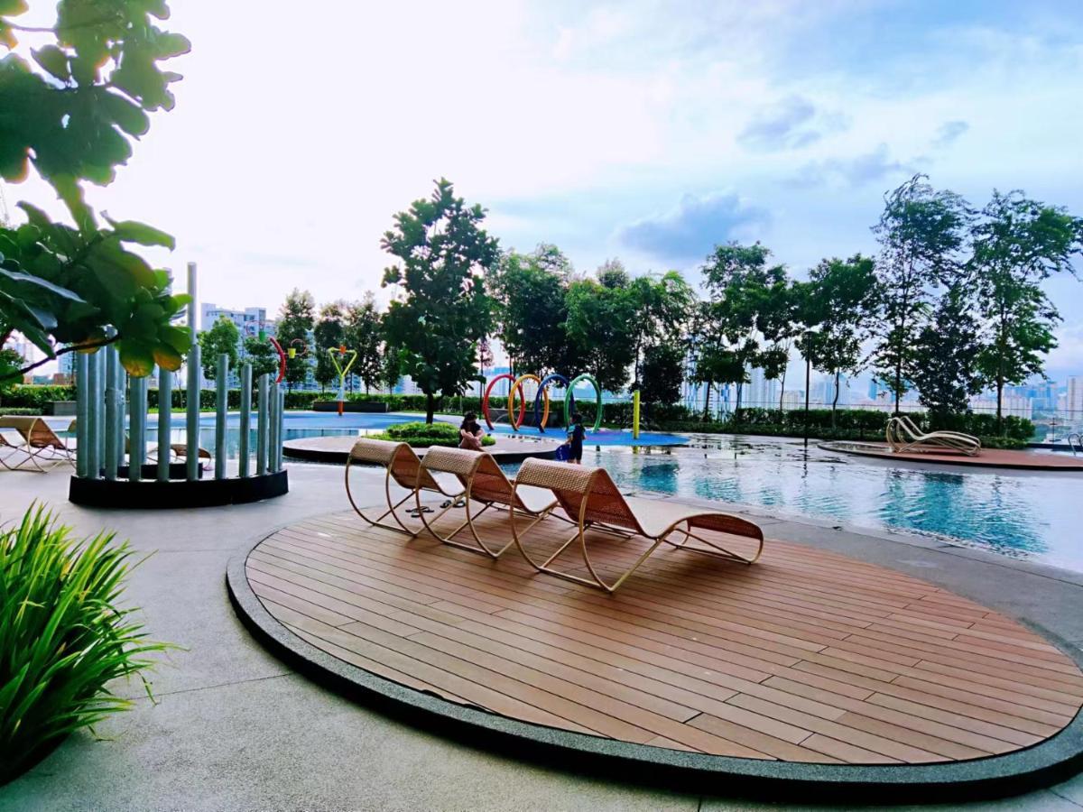 Klcc Pool View Homestay（隆景民宿） *